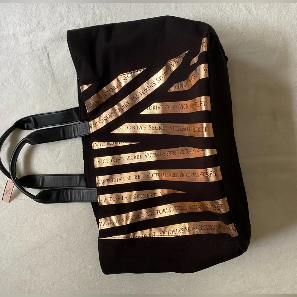 Victoria Secret bag 💼 - Picture 3 of 14